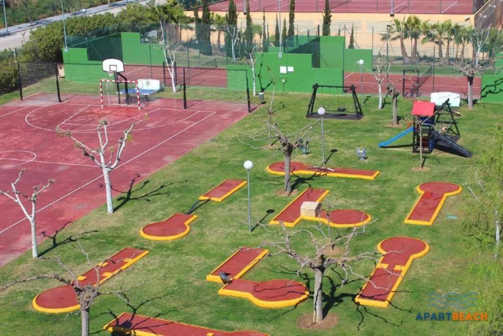 Apartbeach Los Juncos Residencial Piscinas Y Petanca La Pineda Exterior foto